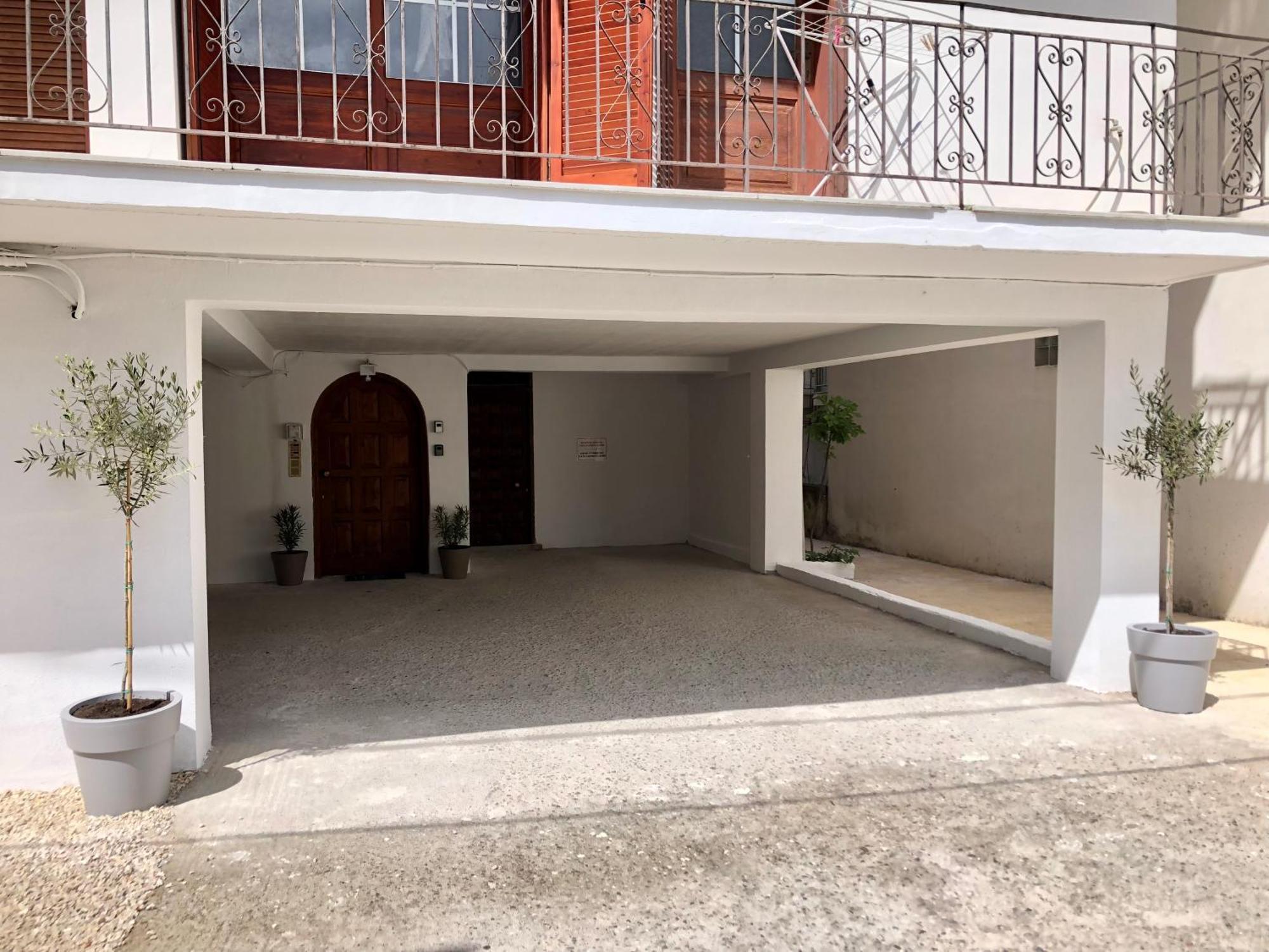 Lefkáda Lauren'S Charm Town Apartment מראה חיצוני תמונה